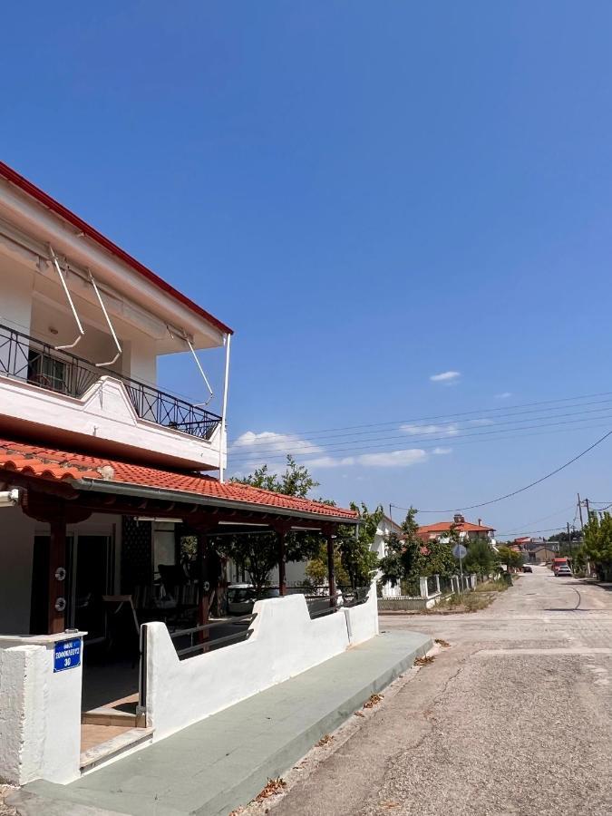 Dimitra House Entire Apartment With Balcony And View Pherrai Buitenkant foto