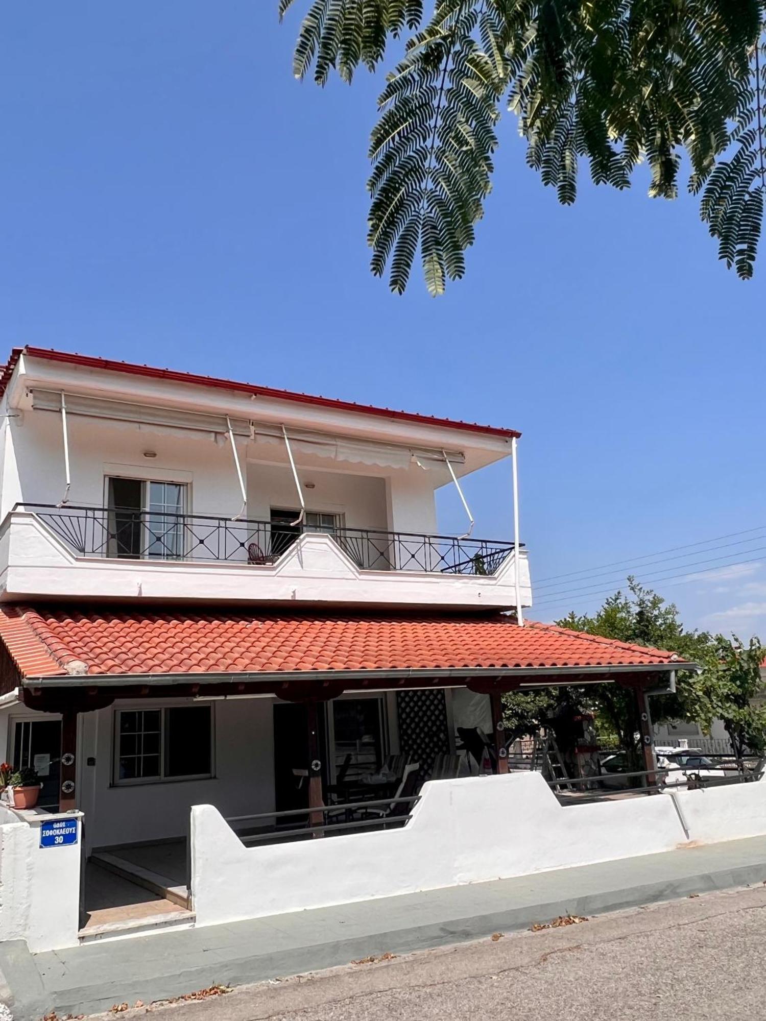 Dimitra House Entire Apartment With Balcony And View Pherrai Buitenkant foto